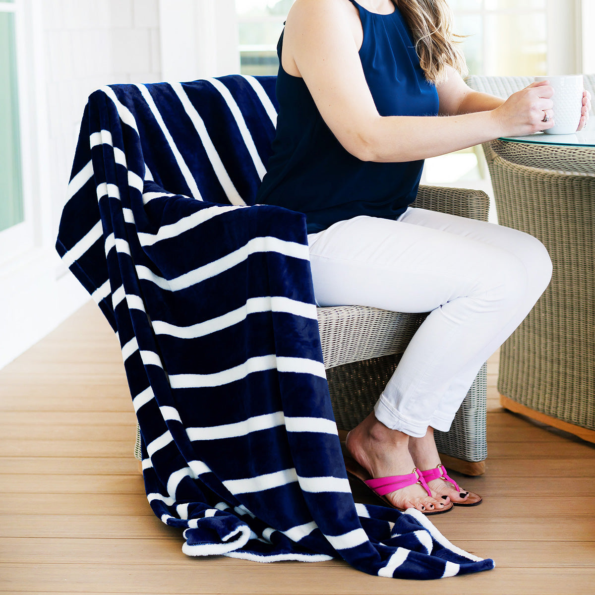 ✏️ Plush Blanket - Soft Polyester Throw - Navy Stripe (Customizable)